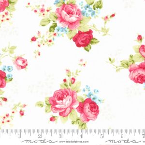 Moda Fabrics Ellie Main Floral Off White
