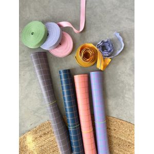 Happy Leo Cherry Picking Kunstleder Oberflächendetail