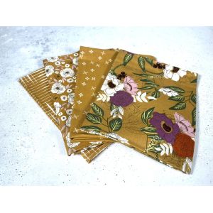 Moda Fabrics Fat Quarter Bundle Slow Stroll Gold