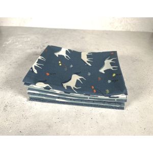 Moda Fabrics Fat Quarter Bundle Meander Navy Indigo