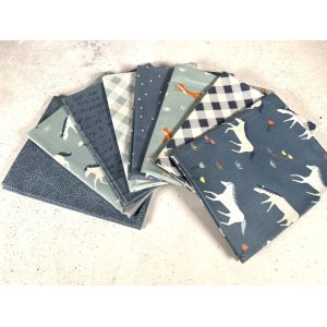 Moda Fabrics Fat Quarter Bundle Meander Navy Indigo