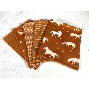 Moda Fabrics Fat Quarter Bundle Meander Saddle