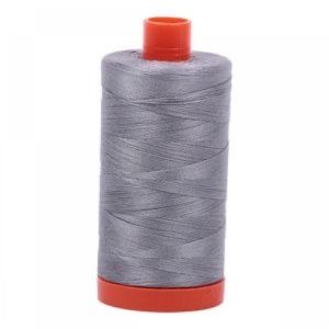 Aurifil Garn Grey